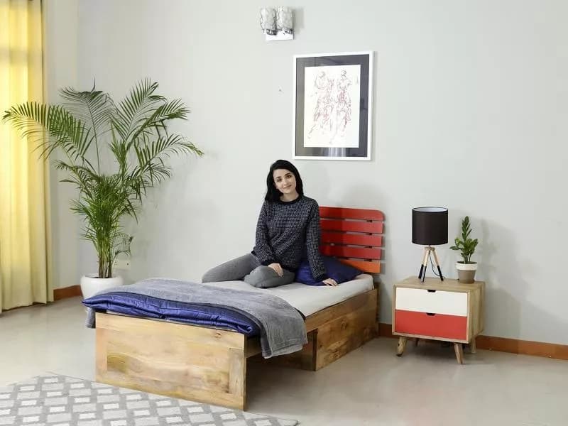 Erica Solid Wood Single Bed